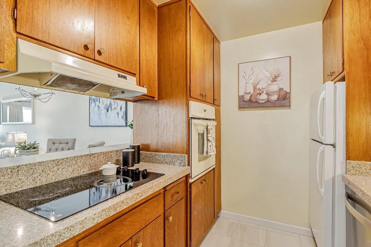 4188 George Ave - Photo 4 of 8