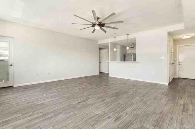 450 N Arlington Ave #16301C - Photo 4 of 11