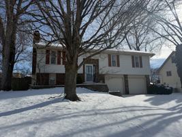 featured image of 8013 N Congress Ave