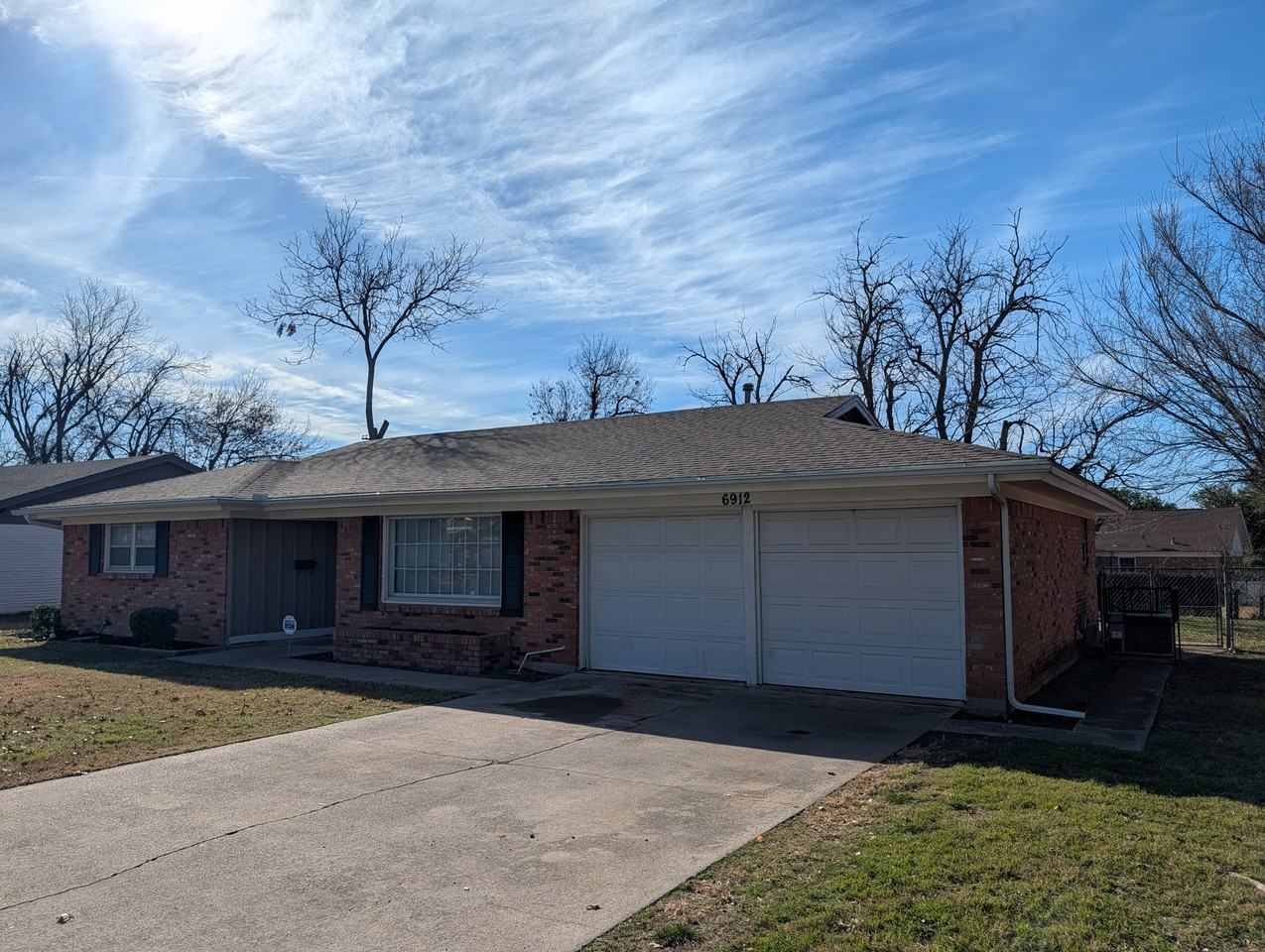 6912 Chippendale Dr - Photo 2 of 24