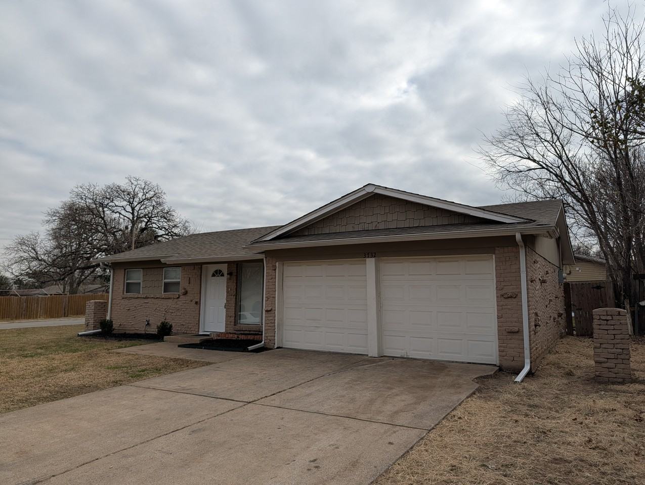 3732 Falcon Dr - Photo 2 of 19