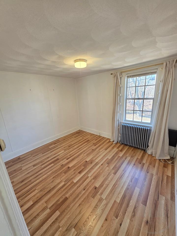 126 Post Rd - Photo 3 of 6