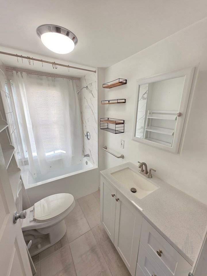 126 Post Rd - Photo 5 of 6