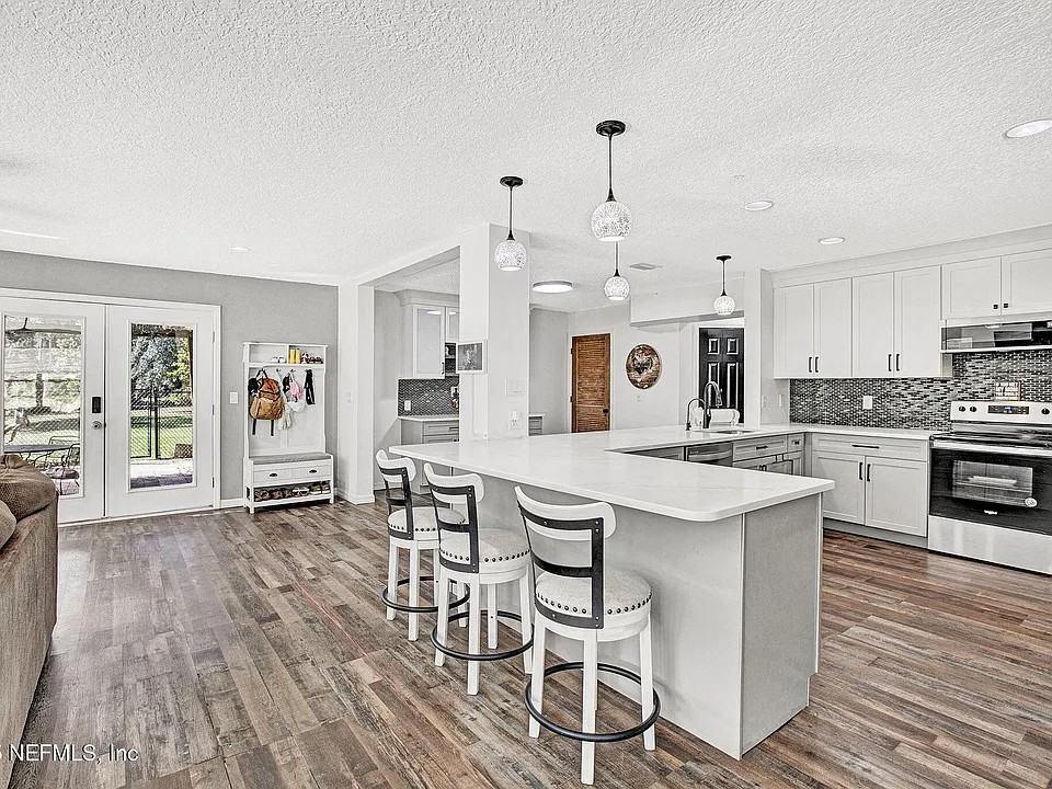 120 Whippletree Ct #NA - Photo 7 of 38