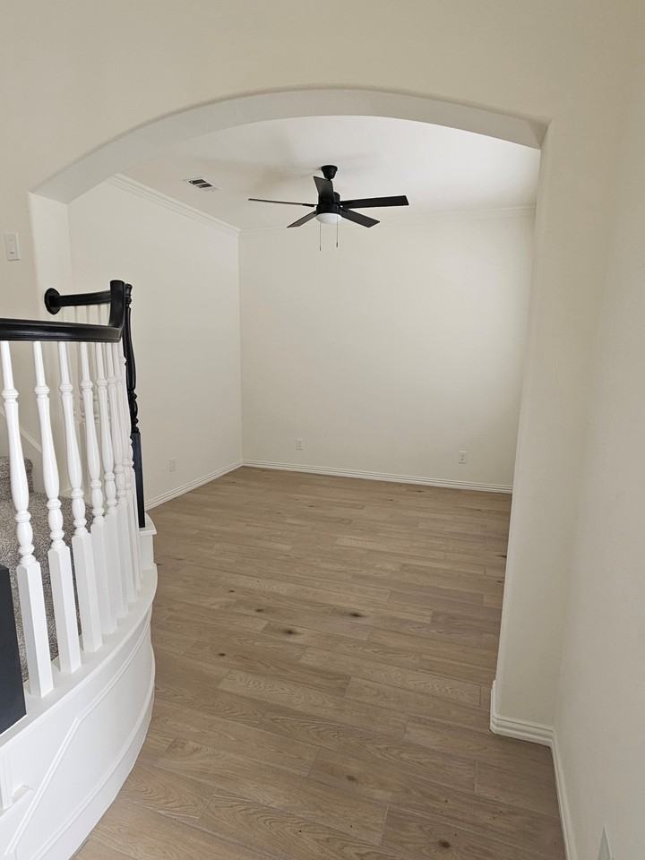 1732 Auburn Dr #NA - Photo 4 of 29