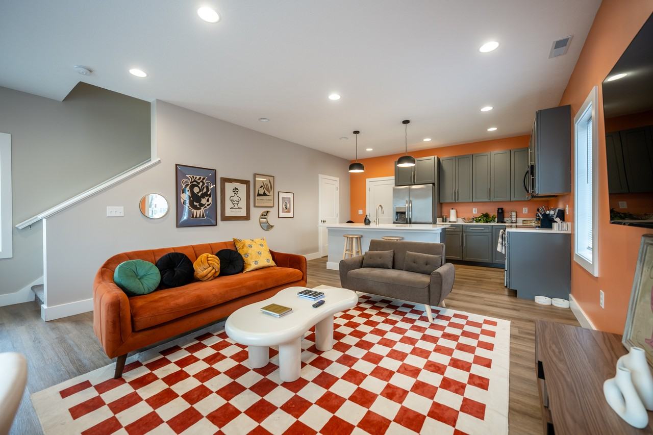 601 E Miller Dr #NA - Photo 3 of 22