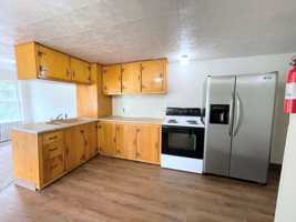 featured image of 8414 Duben Ave