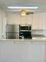 featured image of 220 Ladera St