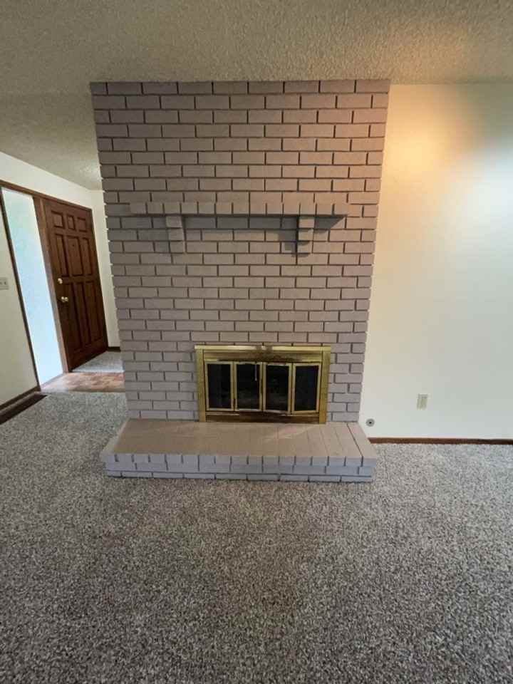 2804 Ne 113th St - Photo 7 of 24