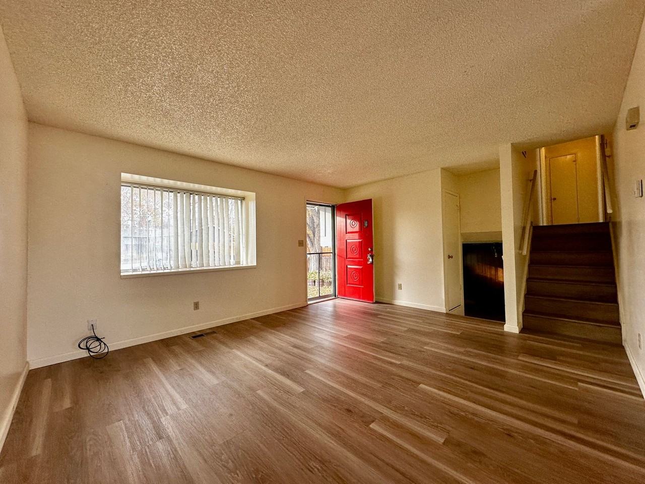 1400 Kirkham Way - Photo 3 of 18