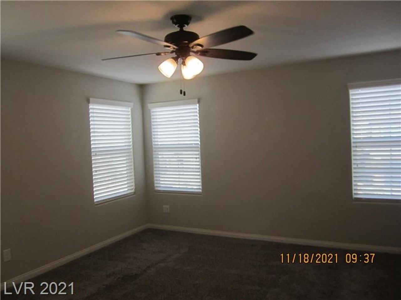 4319 Creekside Cavern Ave - Photo 3 of 22
