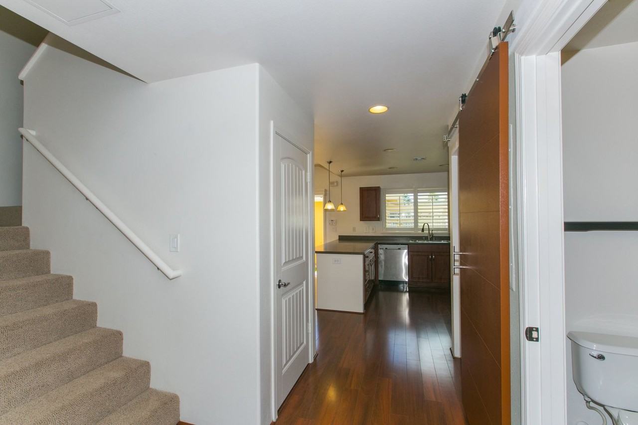 533 Manawai St #306 - Photo 4 of 30