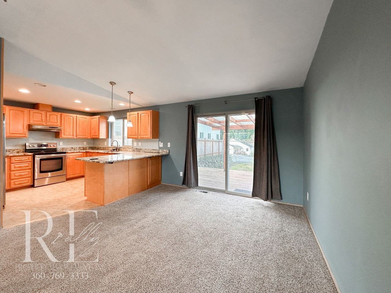 1209 Lansing Ave - Photo 6 of 28