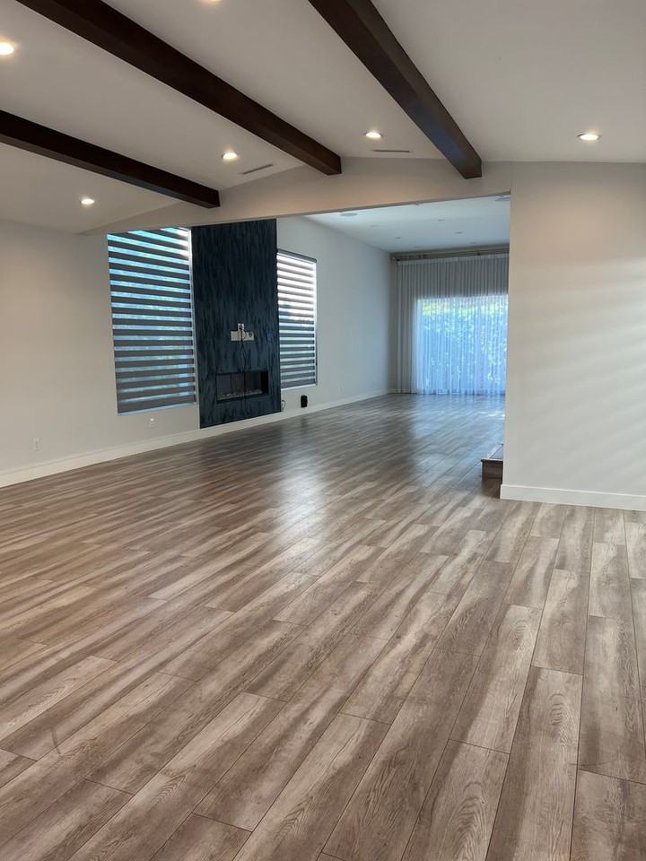 6613 Atoll Ave - Photo 3 of 32