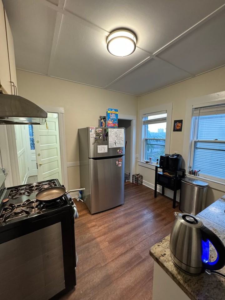 8 Sawyer Ter - Photo 2 of 6