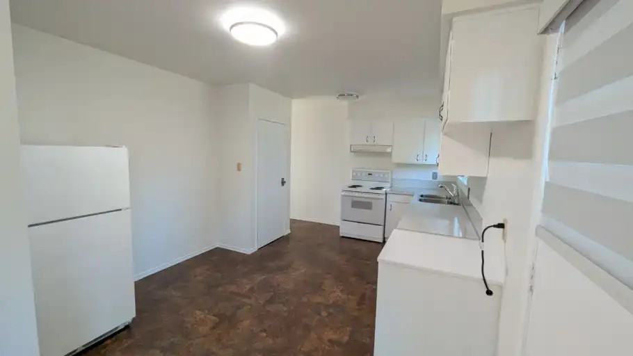 2107 Carmen Pl - Photo 7 of 27