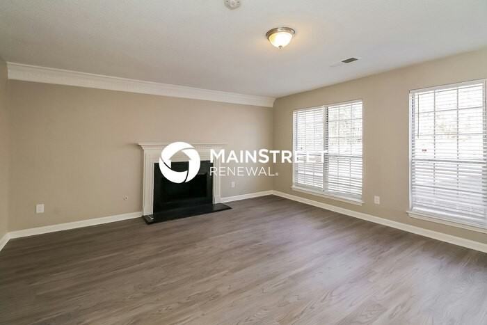 703 Stonebridge Ter - Photo 7 of 17