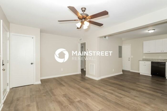 66 Seminole Rd Ne - Photo 3 of 15