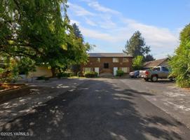 featured image of 1702 W Prasch Ave #B