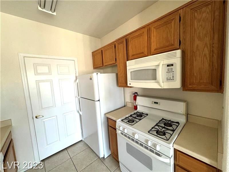 7155 S Durango Dr #304 - Photo 4 of 10