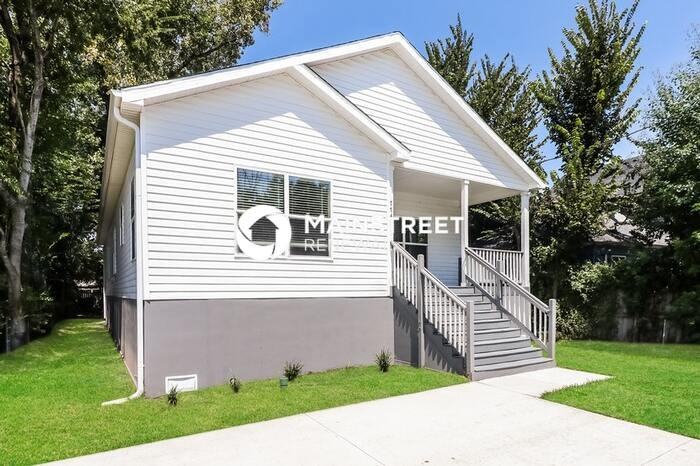 774 Dillard St - Photo 2 of 21