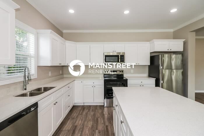 774 Dillard St - Photo 6 of 21