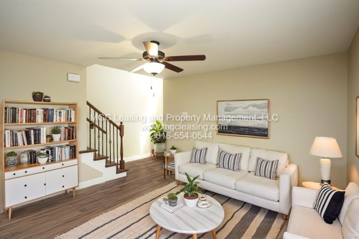 2163 Sw Timbertrace Ln - Photo 2 of 29