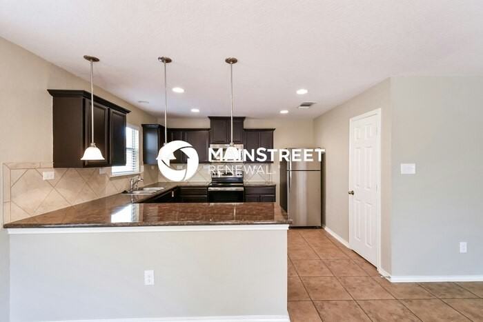 9651 Pleasanton Blf - Photo 7 of 17