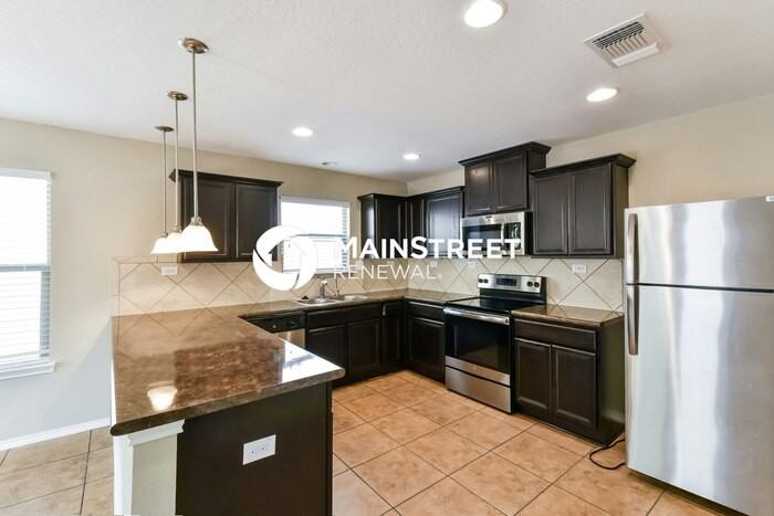 9651 Pleasanton Blf - Photo 6 of 17