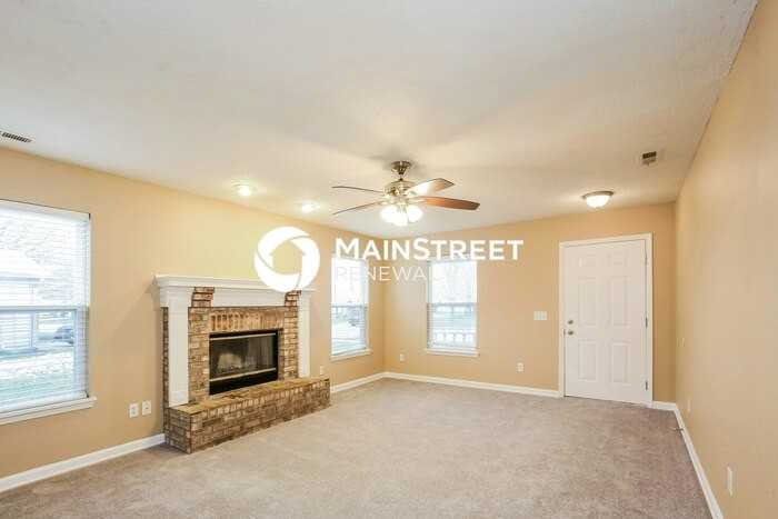 1525 Prairieview Ln - Photo 7 of 17