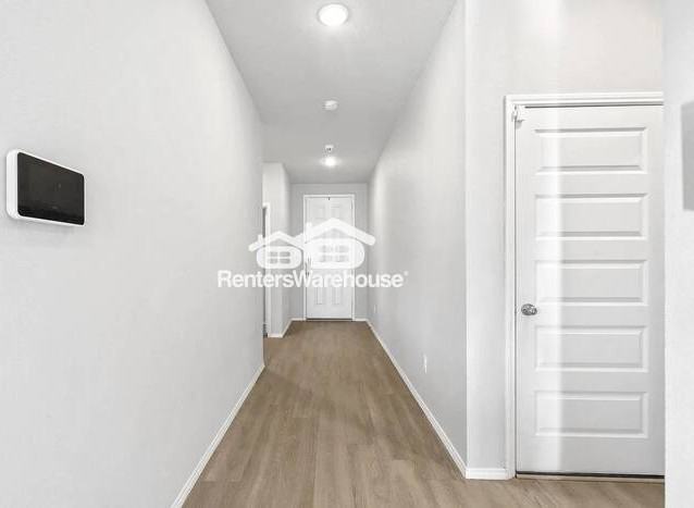 7600 Gangway Dr - Photo 3 of 10