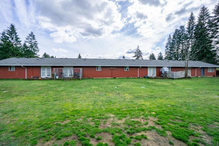 902 Ne 106th Ave #902