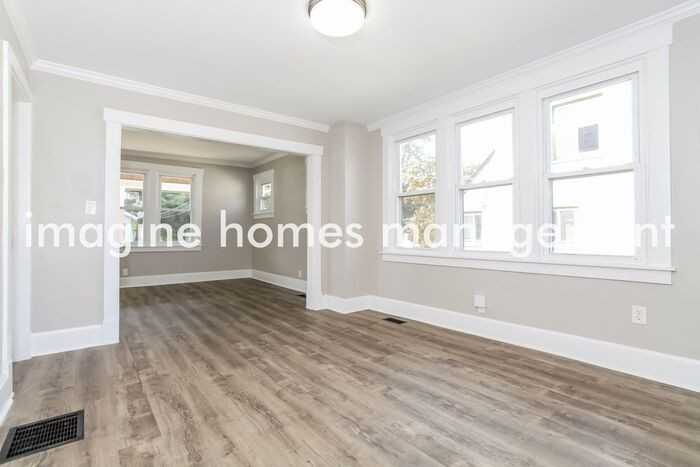 1250 Schirmer Ave - Photo 5 of 18