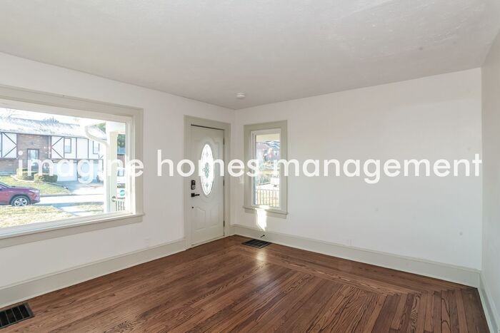 3424 Ridgewood Ave - Photo 6 of 25