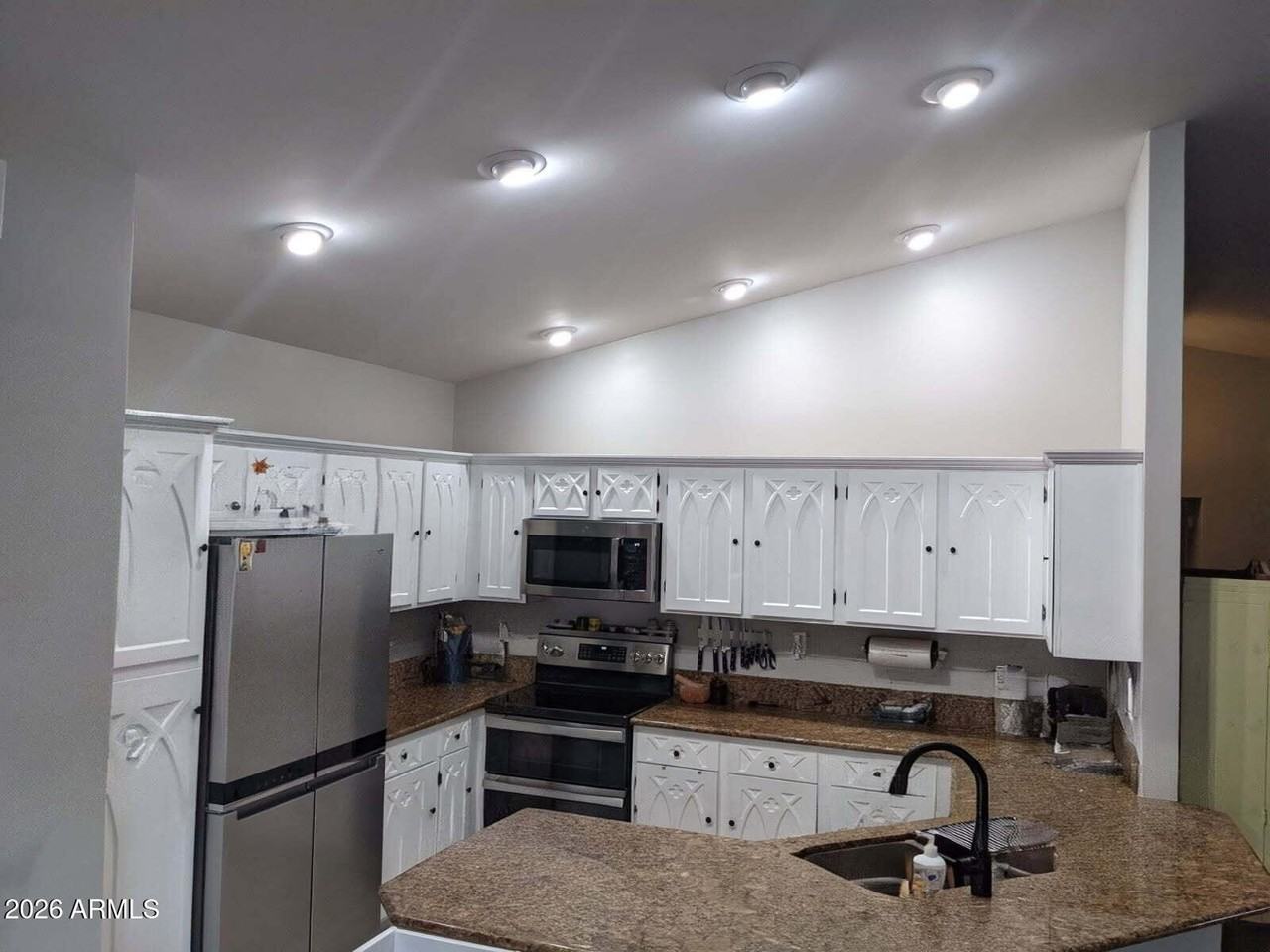 4341 E Betty Elyse Ln - Photo 4 of 8