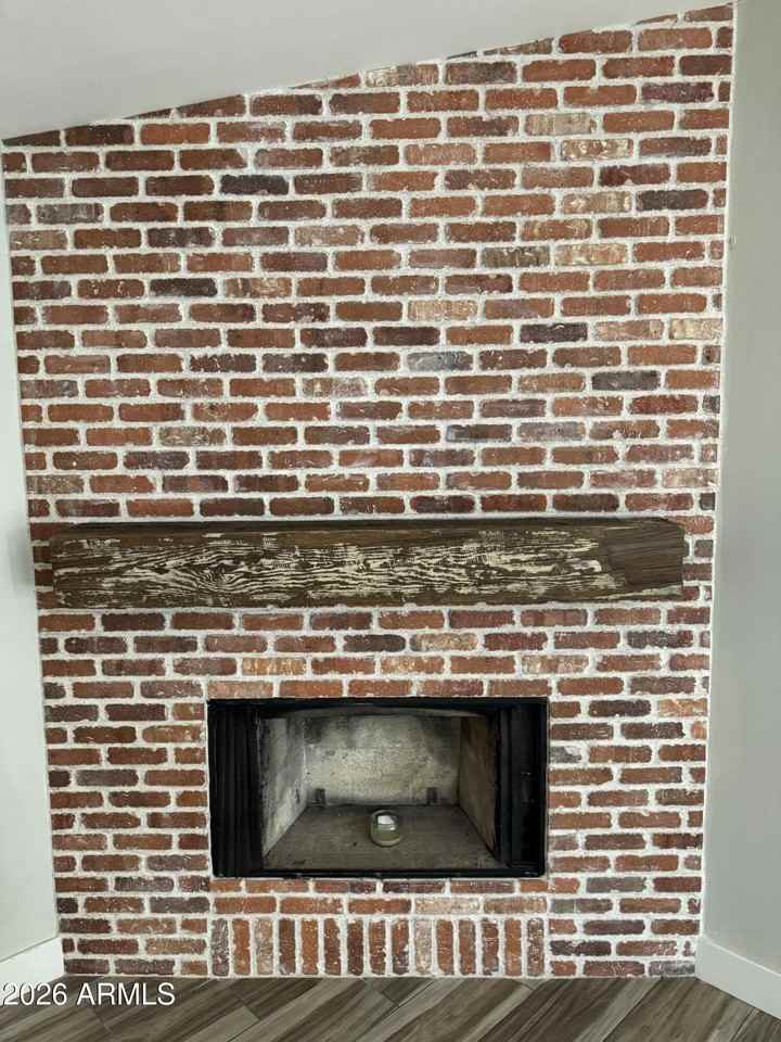 4341 E Betty Elyse Ln - Photo 6 of 8