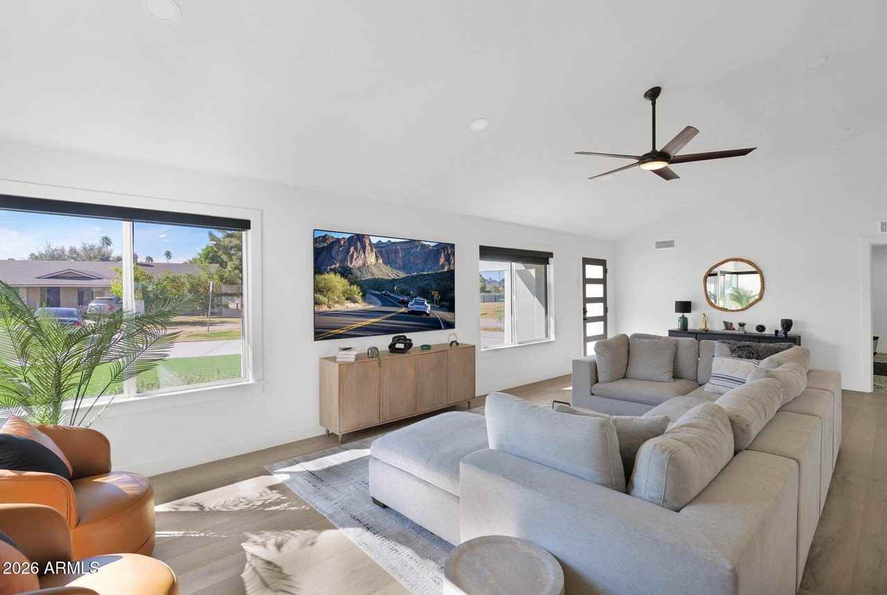 7629 N Via De Los Ninos - Photo 6 of 27