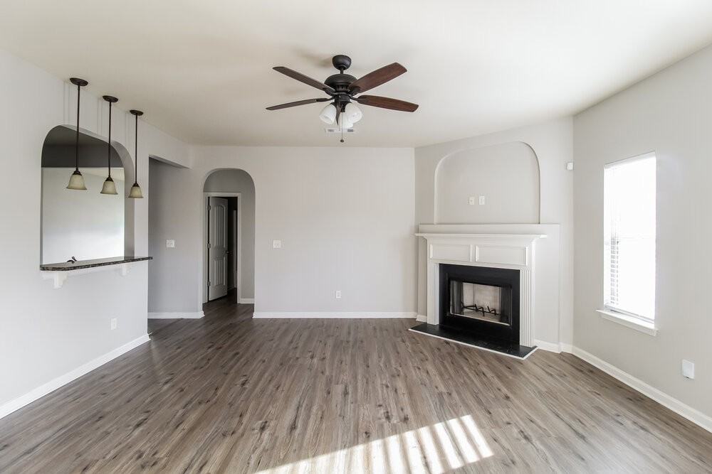 1214 Heartwood Ave - Photo 4 of 17