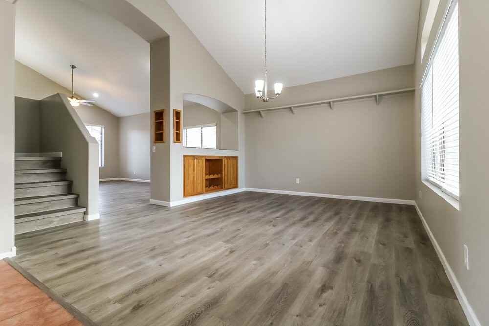 15911 W Tasha Dr - Photo 6 of 17