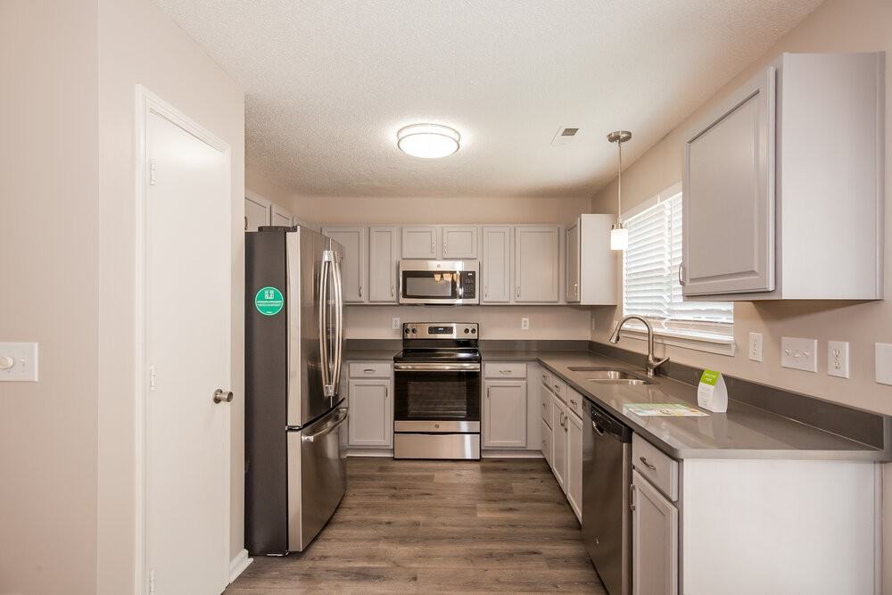 8631 Bodkin Ct - Photo 7 of 16