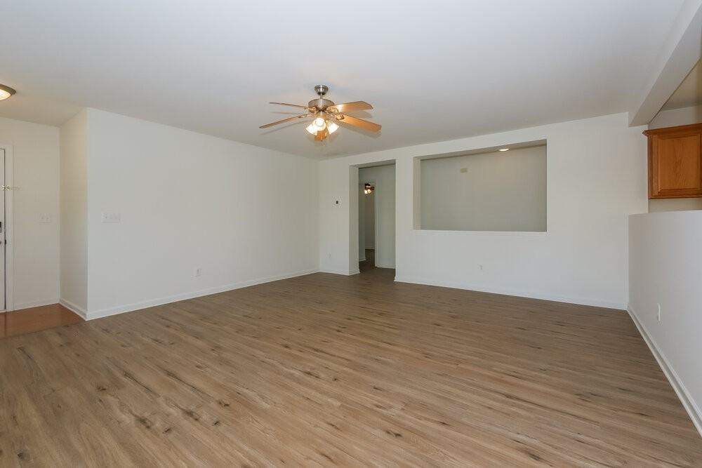 154 Paxton Pl - Photo 3 of 16