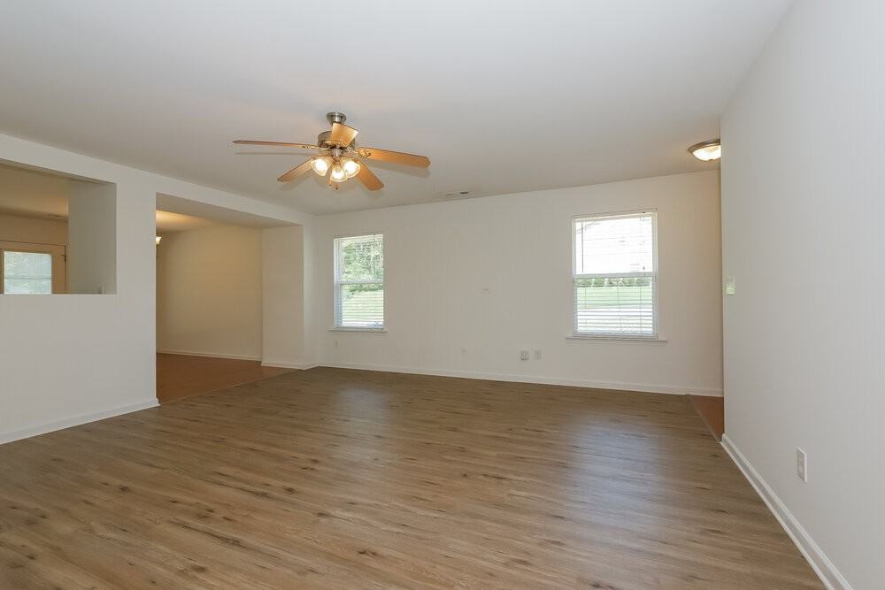 154 Paxton Pl - Photo 5 of 16