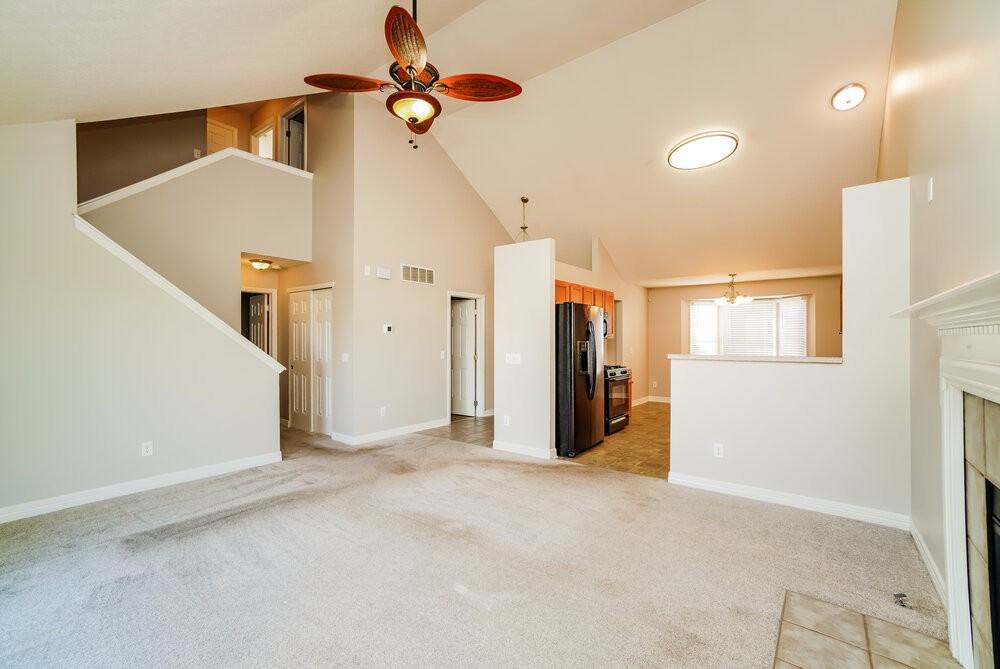 718 Orwell St - Photo 7 of 18