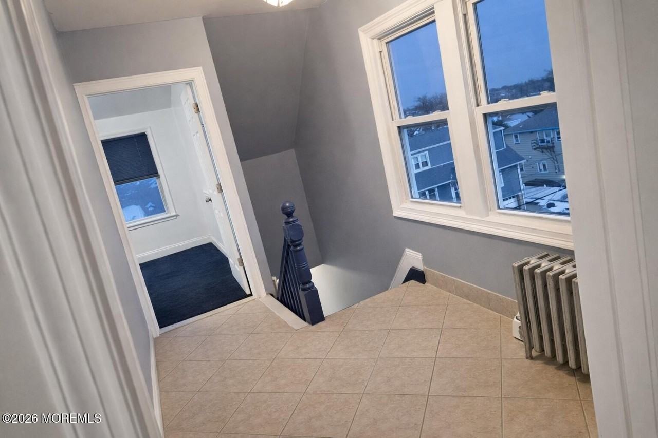 95 Cedar Hill Ave Unit 2 #2 - Photo 7 of 9