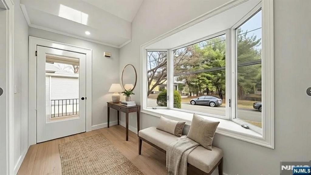 21 Milton St - Photo 5 of 32