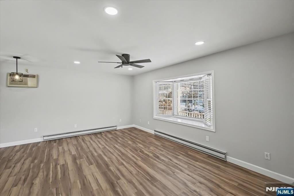 85 Sheridan Ave - Photo 5 of 23