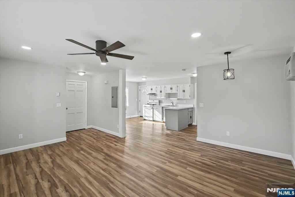 85 Sheridan Ave - Photo 7 of 23