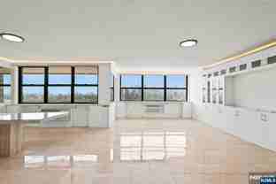 7004 Kennedy Blvd E - Photo 1 of 1