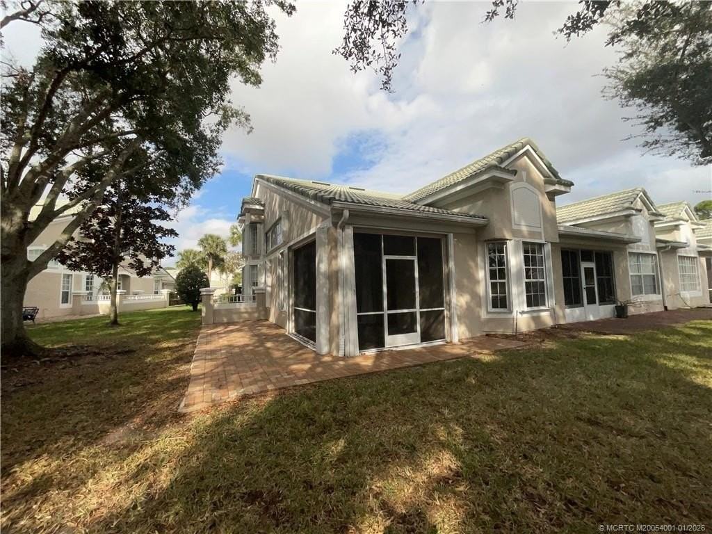 1581 Sw Harbour Isles Cir - Photo 2 of 22