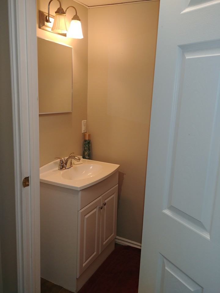 1025 Upper Gage Ave - Photo 7 of 30